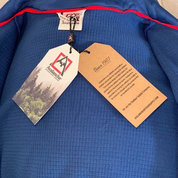 AVALANCHE OUTDOOR SUPPLY COMPANY Men’s Long Sleeve Snap Front Closure Shirt Sz.M - Picture 2 of 16